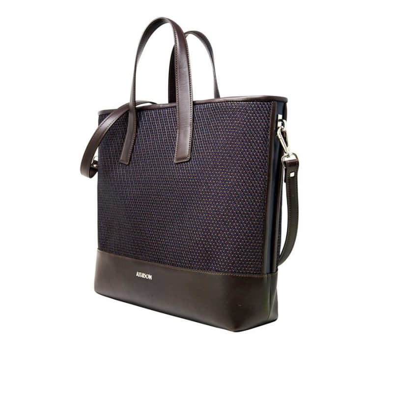 totebag-tote-bag-morasco-pelle-cotone-rayon-leather-cotton-navy-moro-3-quarti.jpg totebag-tote-bag-morasco-pelle-cotone-rayon-leather-cotton-navy-moro-3-quarti.jpg